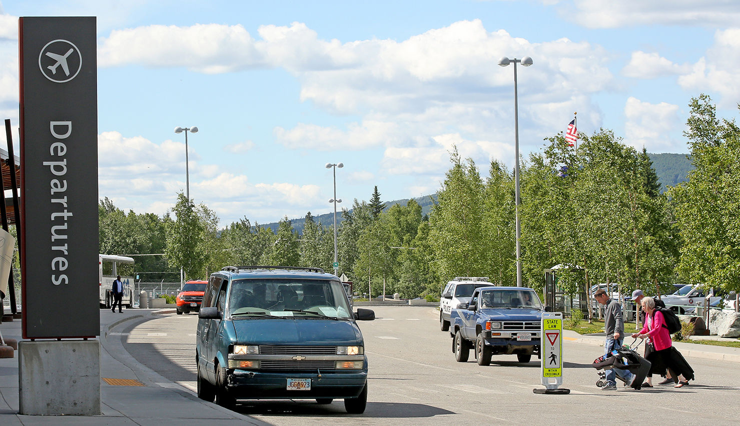 Airport Police to Issue Citations for Unattended Vehicles